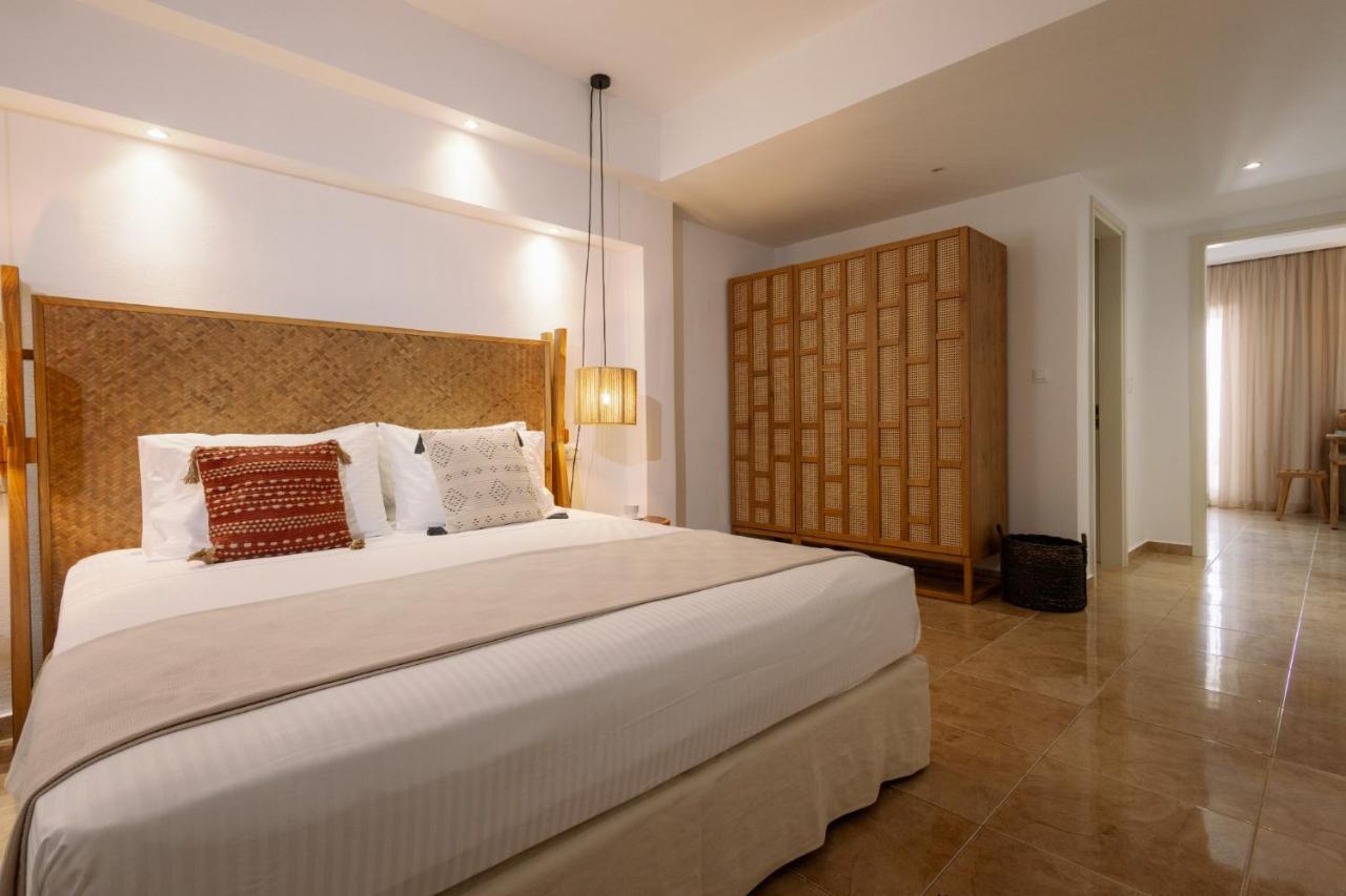 Ariadne Hotel Agios Prokopios  Exterior photo